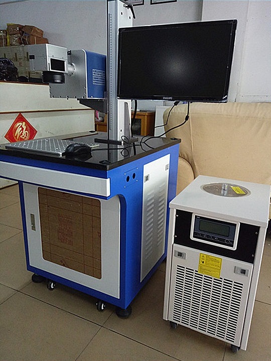 羞羞答答网站刻字機怎麽實現自動增加序列號跳號打標？